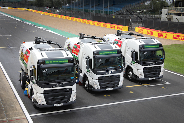 NEW VOLVO FM SWEEPERS MAKE TRACK DEBUT FOR   KELLY PLANT HIRE