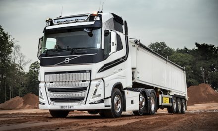 NEW VOLVO FH MAKES AN INSTANT IMPRESSION AT BAYLISS BROS