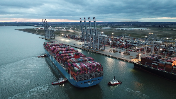 DP WORLD REPORTS RECORD UK VOLUMES IN 2021 AS IT INVESTS £340M IN NATIONAL INFRASTRUCTURE