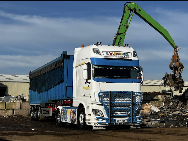 Haulier helps improve fellow operator safety with Durite telematics cameras