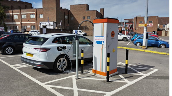 Electric vehicle drivers helped with new rapid charger in North End