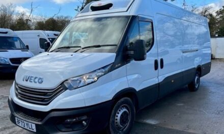 FridgeXpress increases fleet choice by onboarding 40 new IVECO Daily refrigerated vans