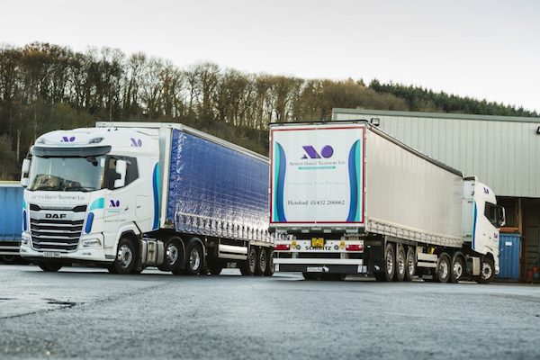 QUALITY OF SCHMITZ CARGOBULL TRAILER PROMPTS REPEAT BUSINESS FROM HEREFORDSHIRE HAULIER