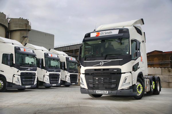 VOLVO TRUCKS WRAPS UP BIG ORDER WITH PAPER SPECIALIST DS SMITH