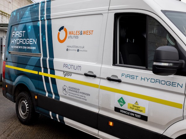 FIRST HYDROGEN’S VEHICLE TRIALS WITH WALES & WEST UTILITIES IMPRESS AS TEMPERATURES FALL