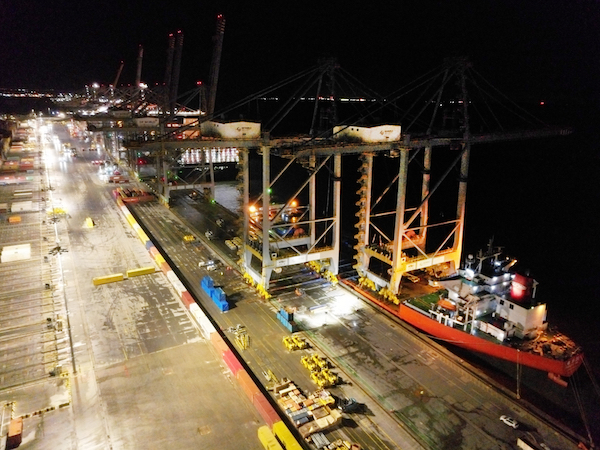 LONDON GATEWAY WELCOMES EUROPE’S LARGEST QUAY CRANES TO SERVICE MEGA VESSELS