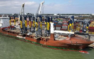 Port of Felixstowe takes delivery of Five new Automated Rubber Tyred Gantry cranes